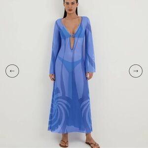Elegant Blue Long Sleeve Swim Cover-Up